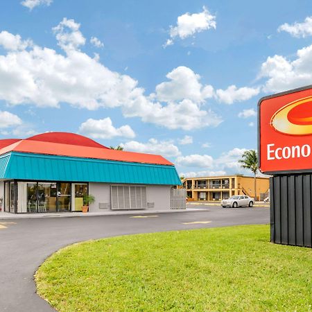 Econo Lodge North North Fort Myers Eksteriør bilde