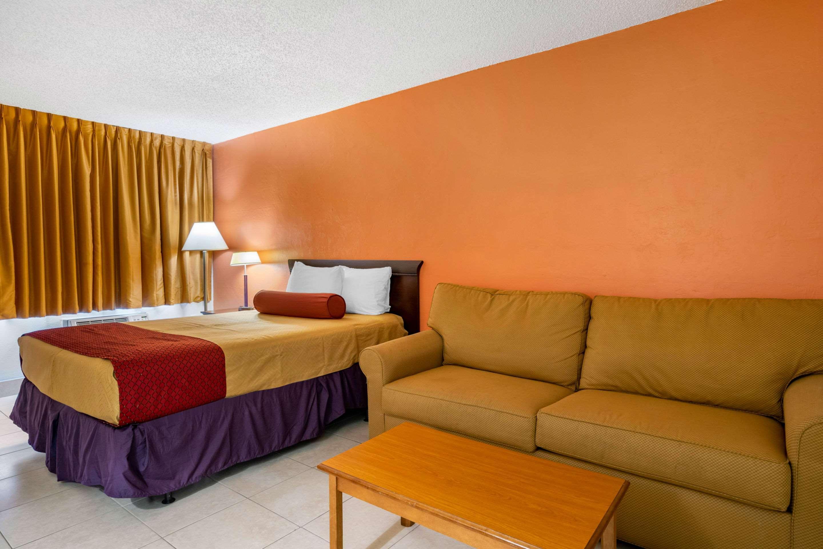 Econo Lodge North North Fort Myers Eksteriør bilde