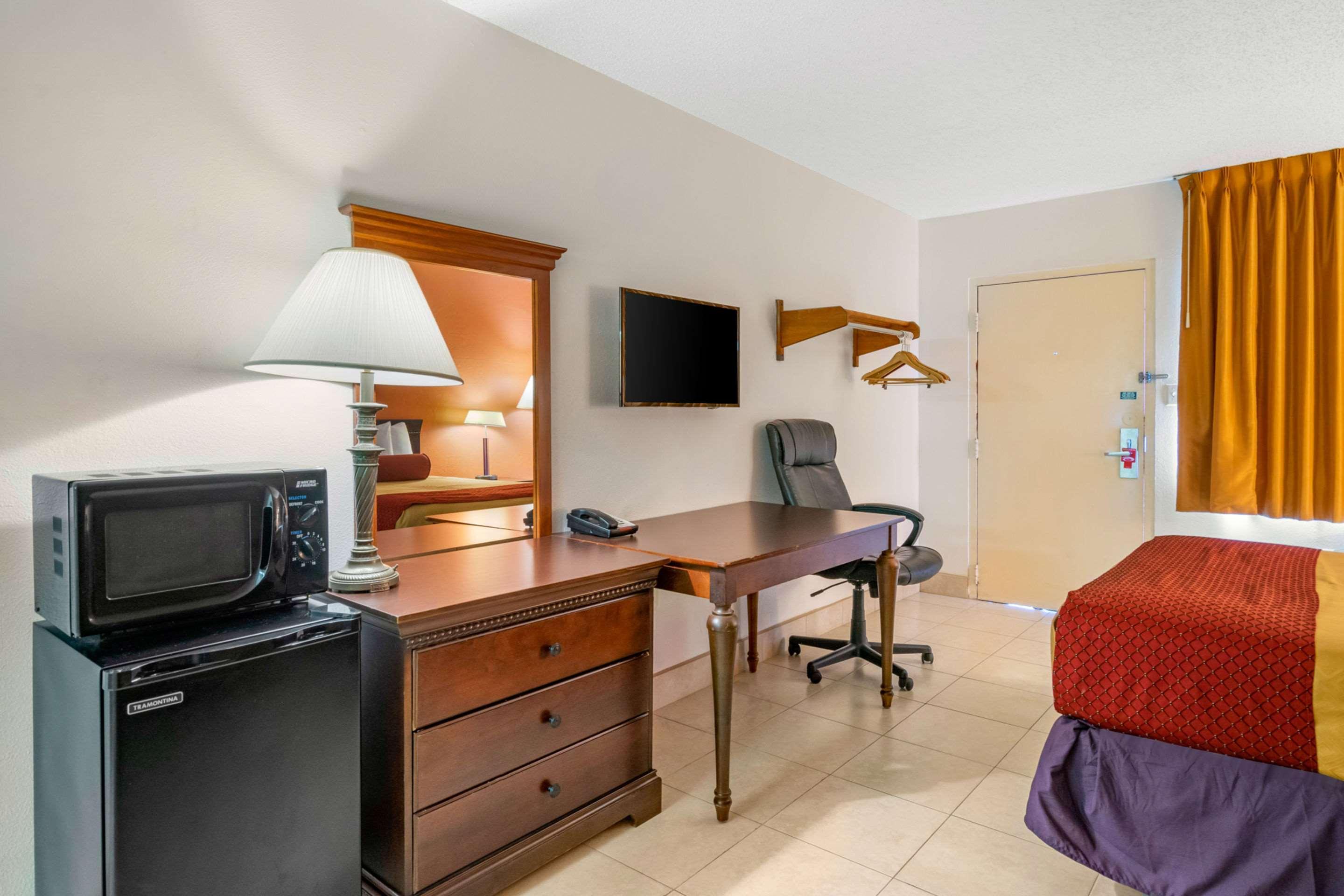 Econo Lodge North North Fort Myers Eksteriør bilde