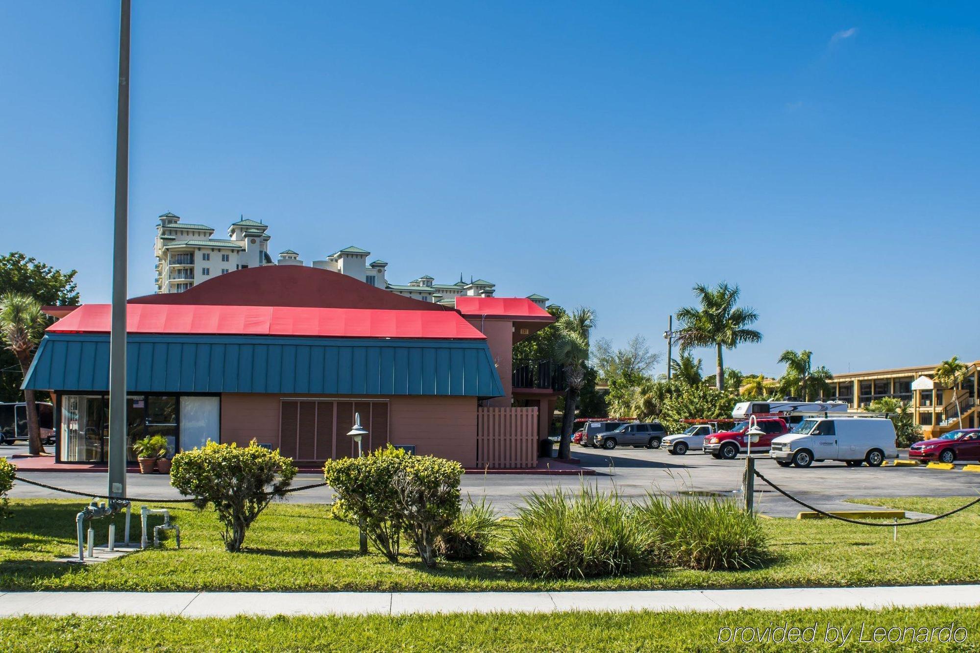 Econo Lodge North North Fort Myers Eksteriør bilde